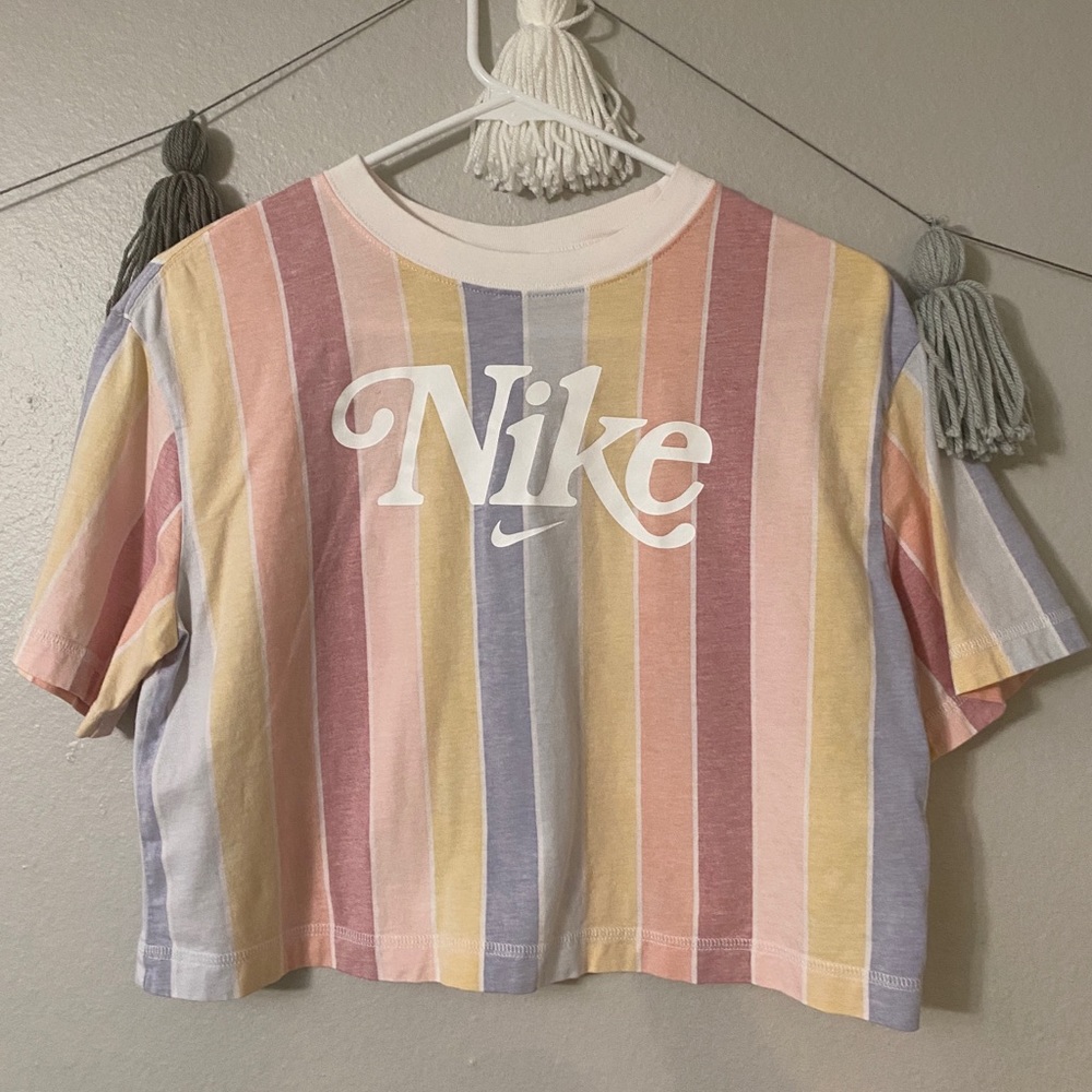 Women’s Nike Retro Pastel Striped Crop Top